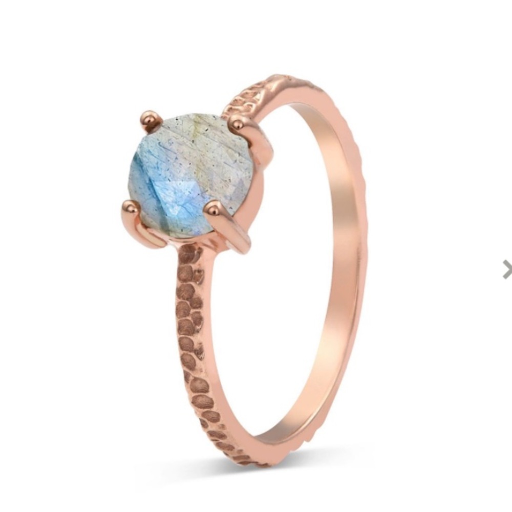 Moon magic labradorite ring - Picture 3 of 5